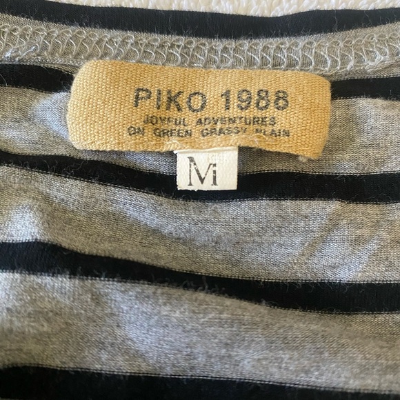 Piko 1988 Long Sleeve Striped Grey & Black Dolman Shirt - Picture 3 of 9